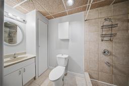 87 Petriw Bay, Winnipeg, MB R2R1K2 Photo 22