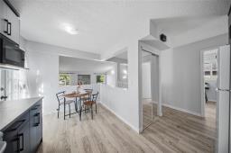 87 Petriw Bay, Winnipeg, MB R2R1K2 Photo 10