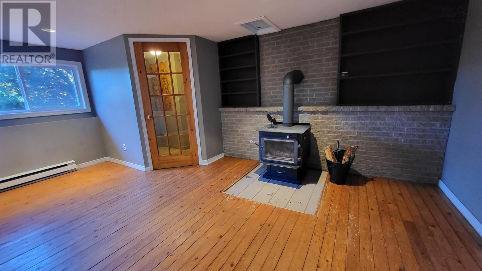 Property 29 of 43 of 1307 East Petpeswick Road