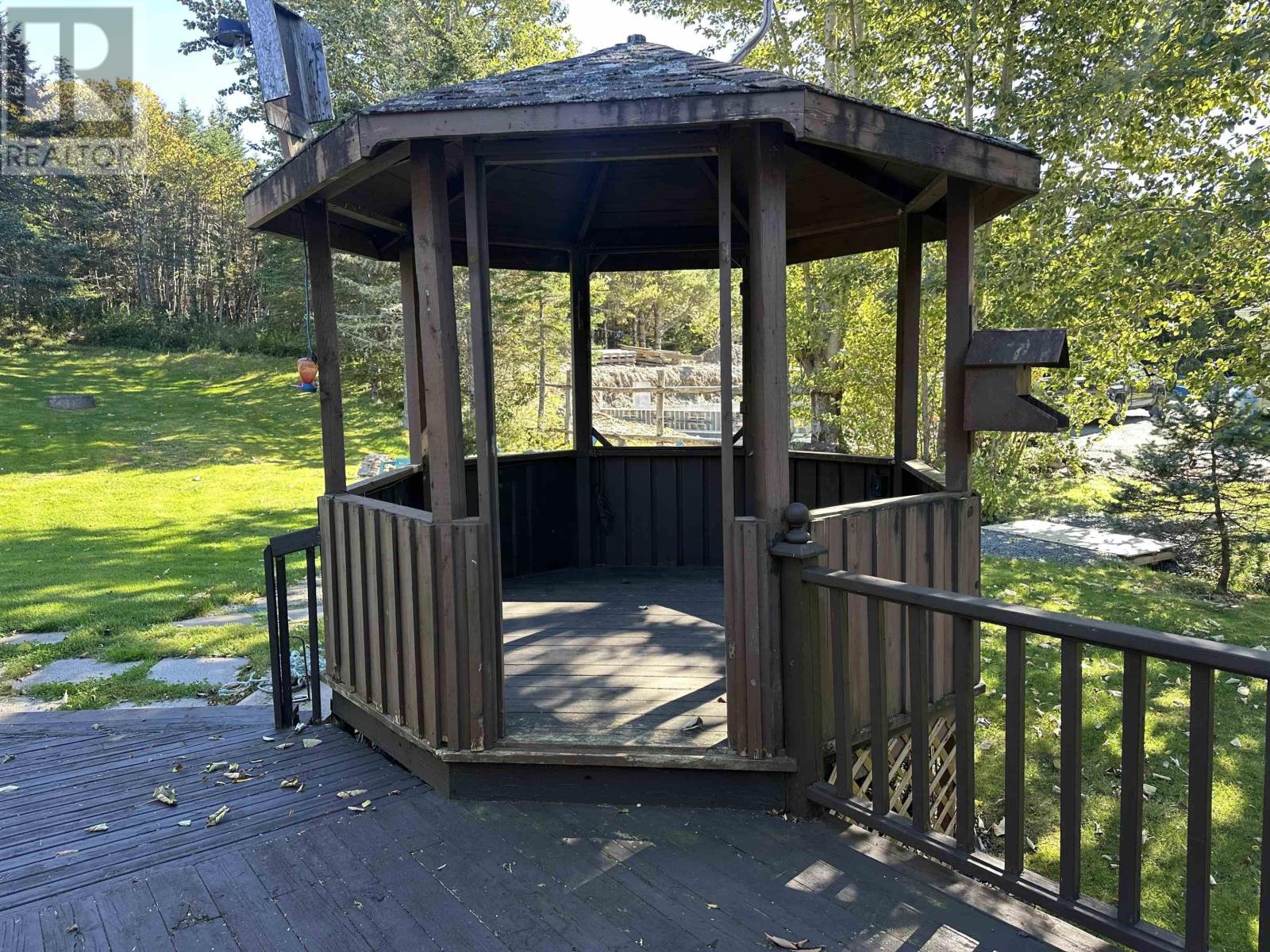 Property 38 of 43 of 1307 East Petpeswick Road