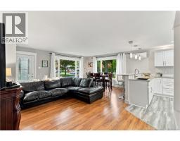 91 Ross Terrace, photo 16