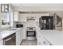 601 Regal Park Ne, Calgary, AB T2E0S6 Photo 11