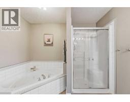 601 Regal Park Ne, Calgary, AB T2E0S6 Photo 24