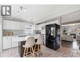 601 Regal Park Ne, Calgary, AB T2E0S6 Photo 9