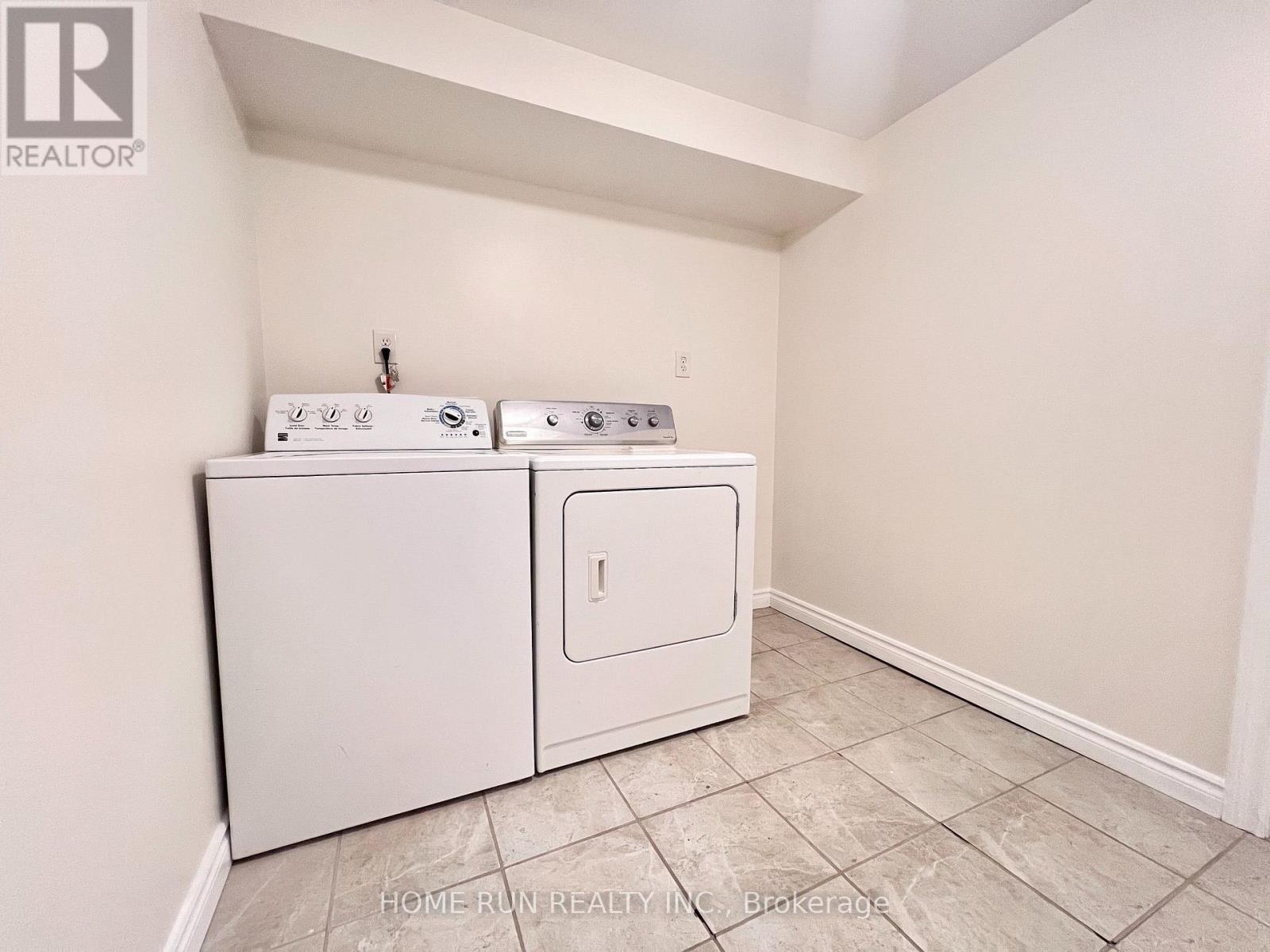 3240 Southgate Road West — photo 24