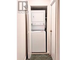 25 Grenville Street, Toronto, ON M4Y2X5 Photo 12