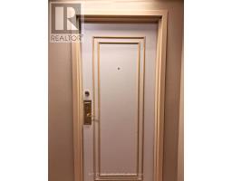 Bathroom - 25 Grenville Street, Toronto, ON M4Y2X5 Photo 6