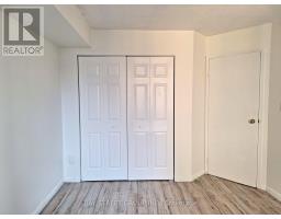 25 Grenville Street, Toronto, ON M4Y2X5 Photo 9