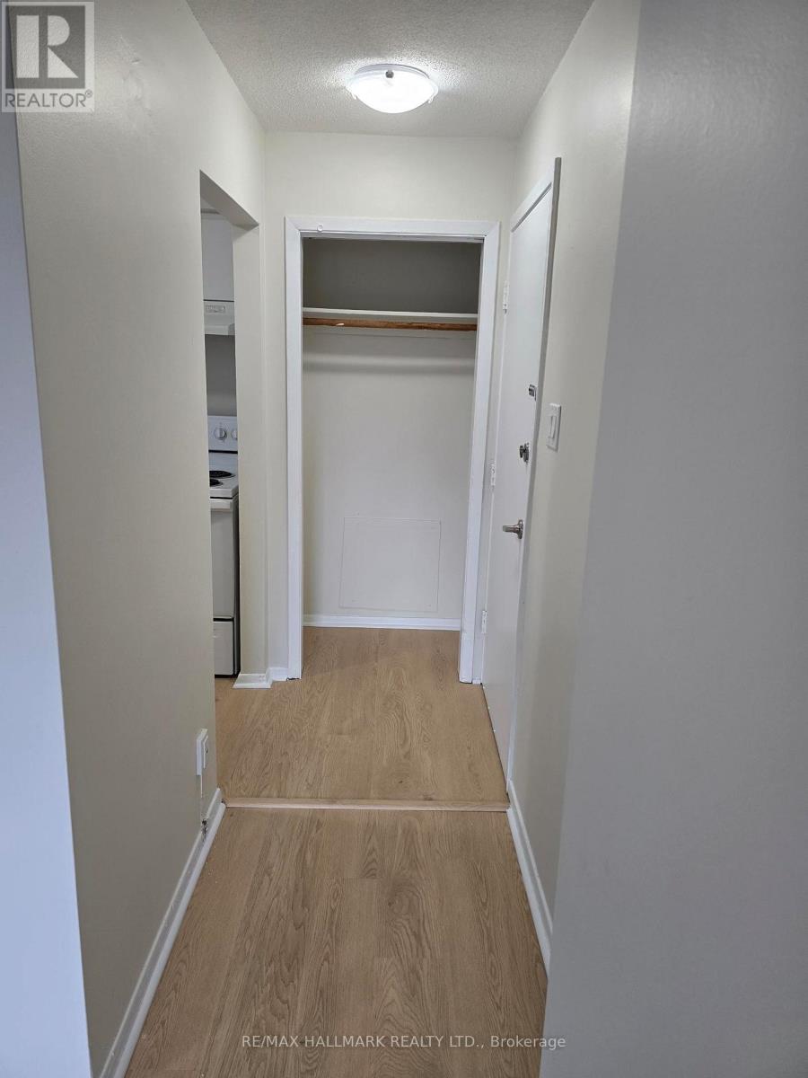 1 - 914 SHEPPARD AVENUE W, Toronto (Bathurst Manor) — photo 11
