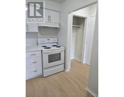 1 - 914 Sheppard Avenue W, Toronto, ON M3H2T6 Photo 10