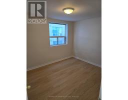1 - 914 Sheppard Avenue W, Toronto, ON M3H2T6 Photo 20