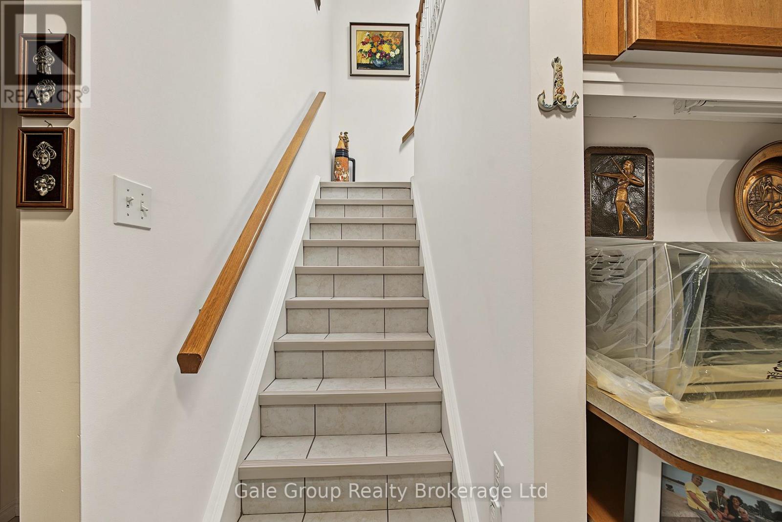 537 Nova Scotia Court South — photo 17