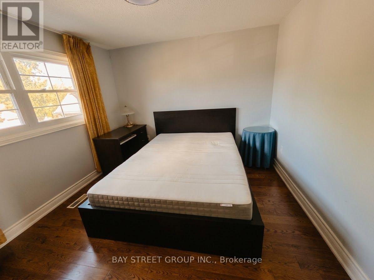 37 GARNISH GREEN GROVE, Markham (Markham Village) — photo 7