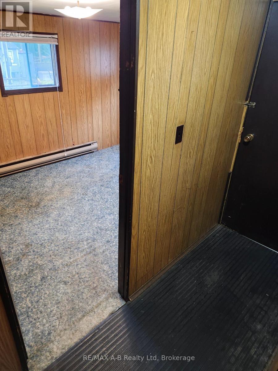 132 Ash Street — photo 13