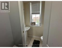 22 Hobart Gardens, Brampton, ON L6Z0J1 Photo 12
