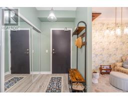 Bathroom - 812 - 25 Neighbourhood Lane, Toronto, ON M8Y0C4 Photo 6