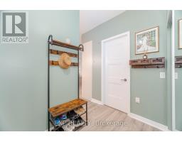 Bathroom - 812 - 25 Neighbourhood Lane, Toronto, ON M8Y0C4 Photo 7
