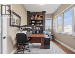 Primary Bedroom - 31050 Woodland View, Rural Rocky View County, AB T3R1G3 Photo 8