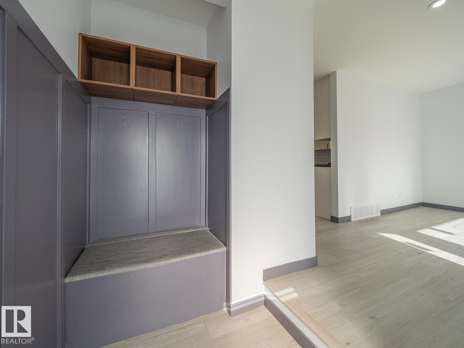 7328 183b ST NW - 8