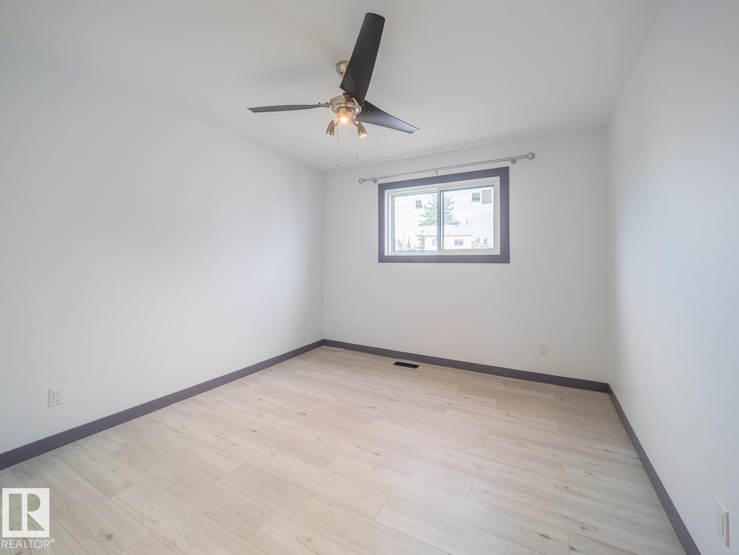7328 183b ST NW - 12