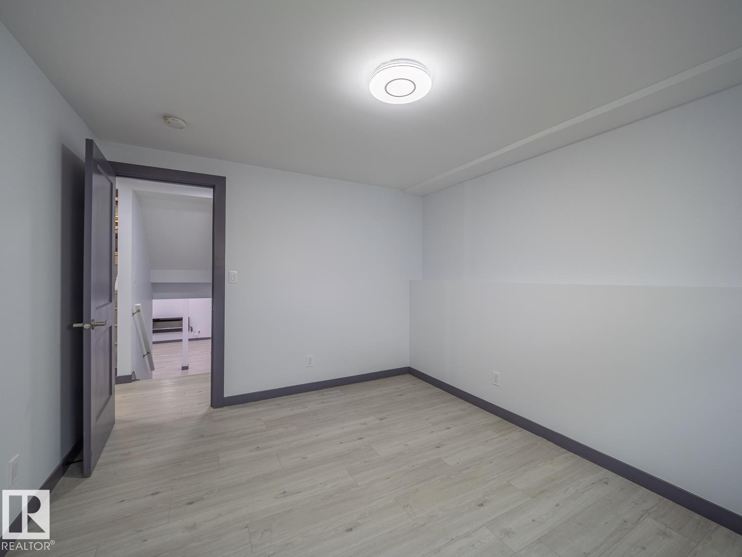 7328 183b ST NW - 27