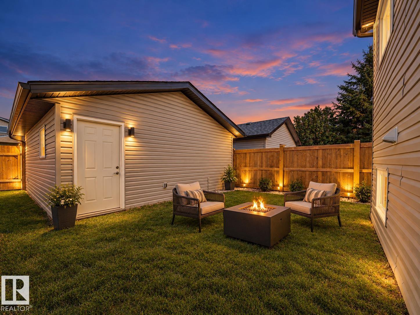 7328 183b ST NW - Image 32