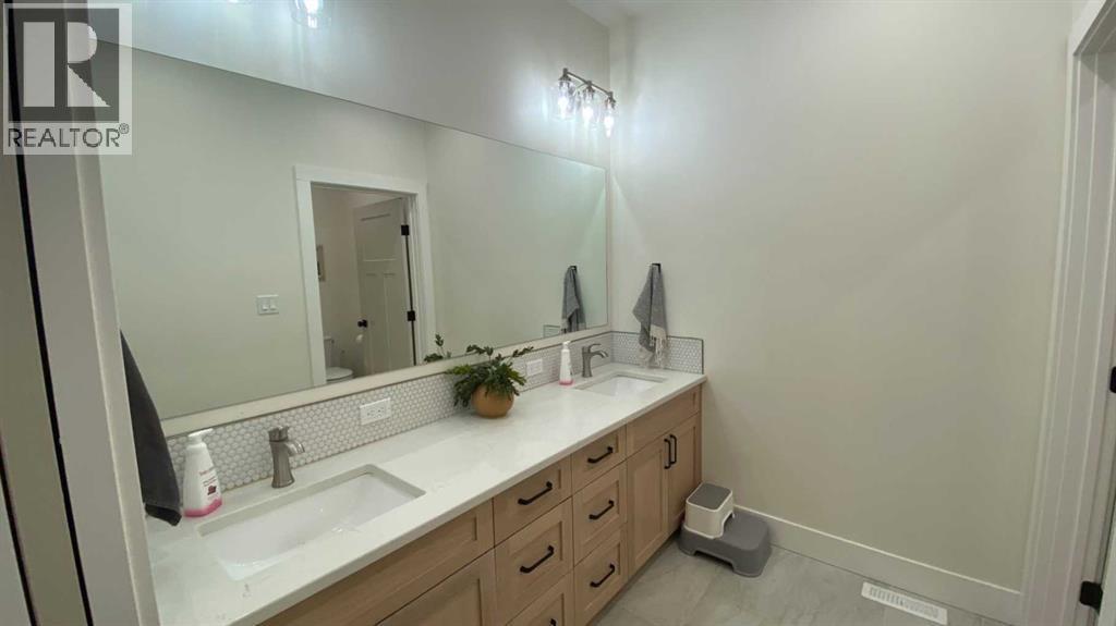 10 Grasslands Road - Image 22