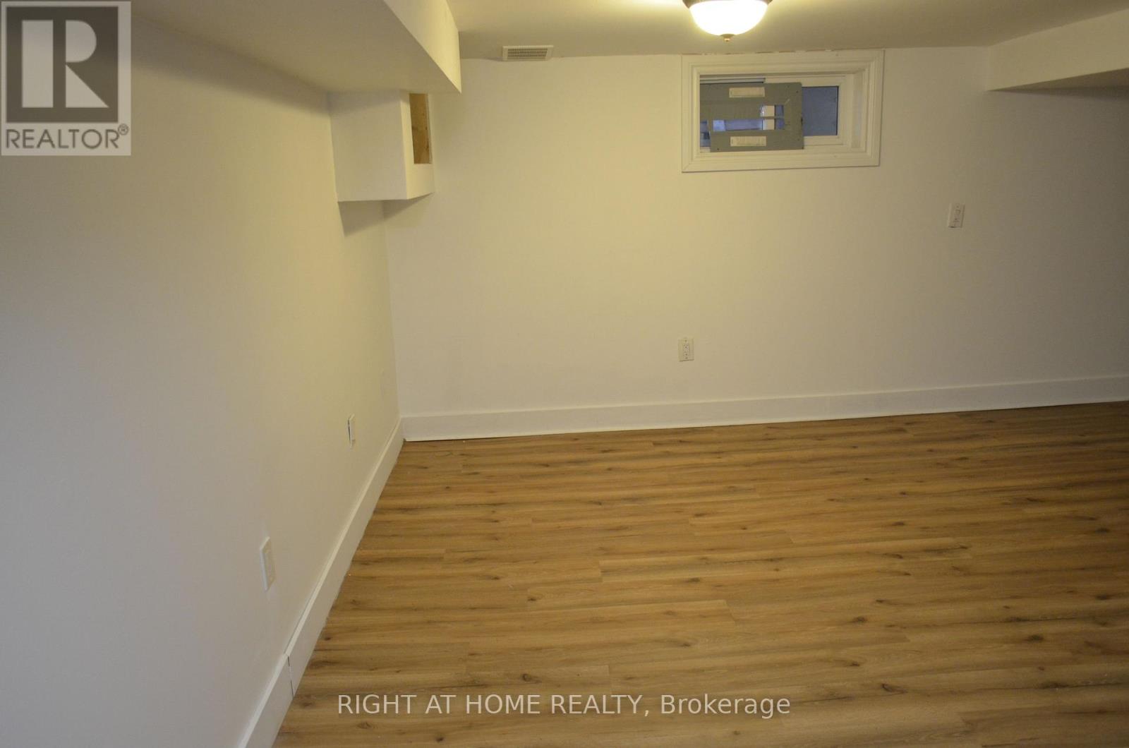 188 Adelaide Avenue East, Oshawa, ON photo 18