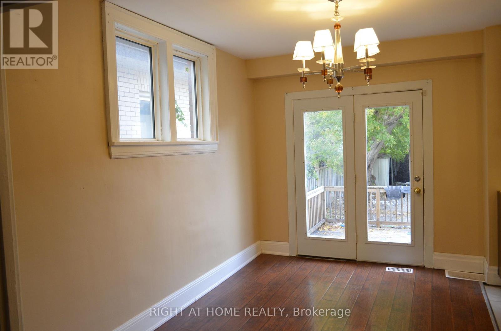 188 Adelaide Avenue East, Oshawa, ON photo 6