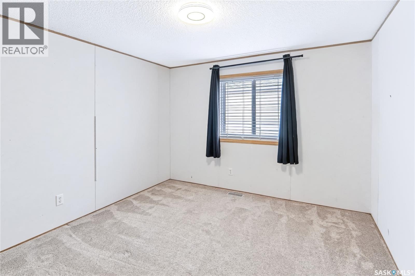 119 Railway AVENUE, Kinistino — photo 13