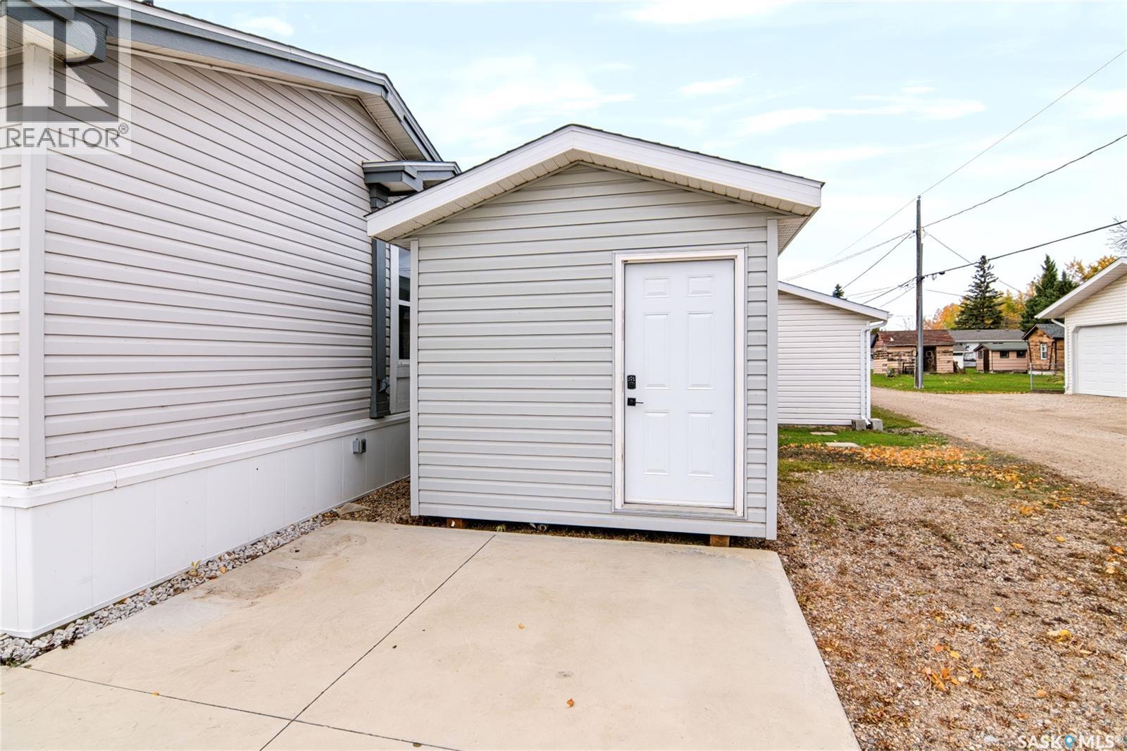 119 Railway AVENUE, Kinistino — photo 26