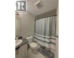 4pc Ensuite bath - 1989 Ottawa Street S Unit# 40, Kitchener, ON N2E0G7 Photo 7