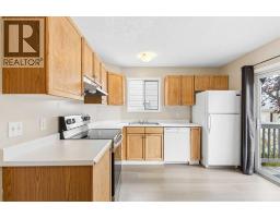 172 Harvest Gold Heights NE - photo 16