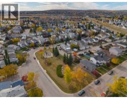 172 Harvest Gold Heights NE - photo 34
