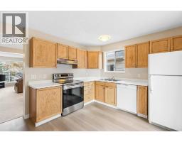 172 Harvest Gold Heights NE - photo 12