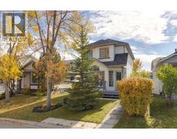 172 Harvest Gold Heights NE - photo 1