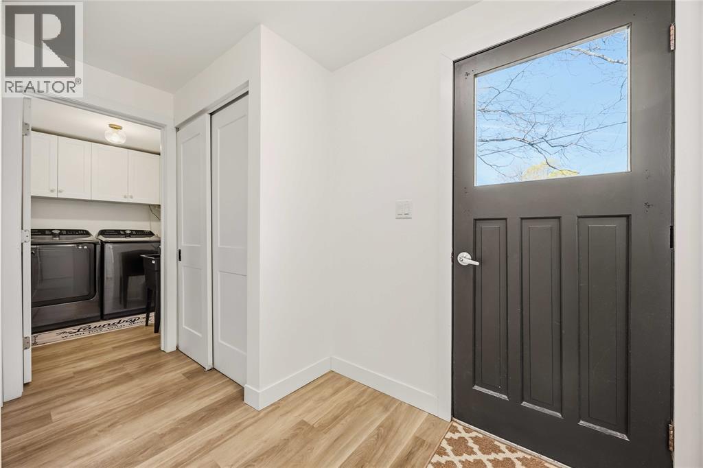 1405 Murphy Road — photo 34