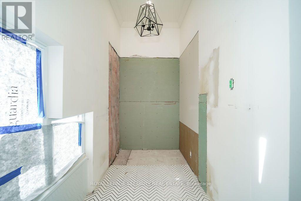 17817 Leslie Street — photo 4
