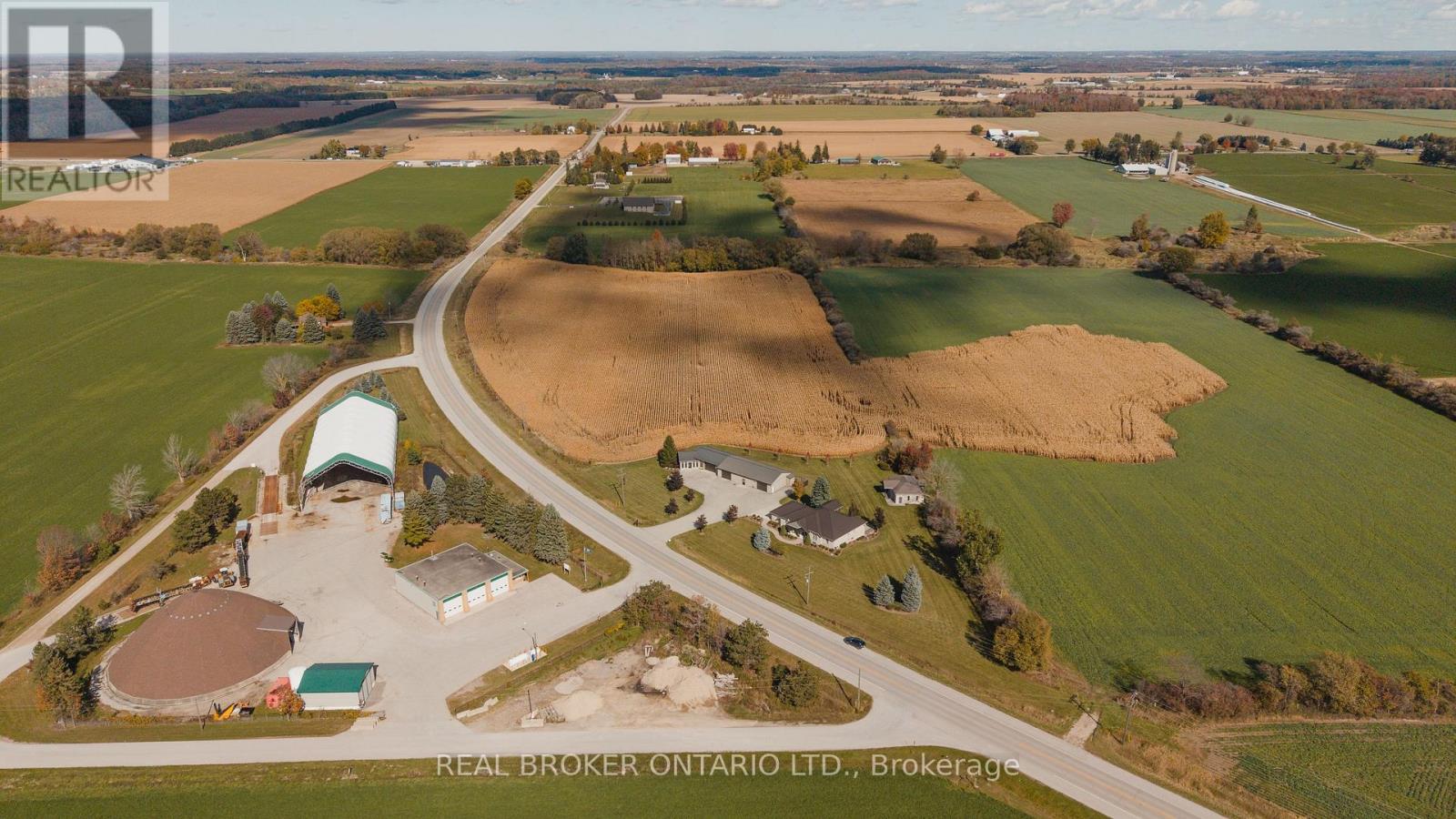 9161 Wellington Road 5 — photo 41