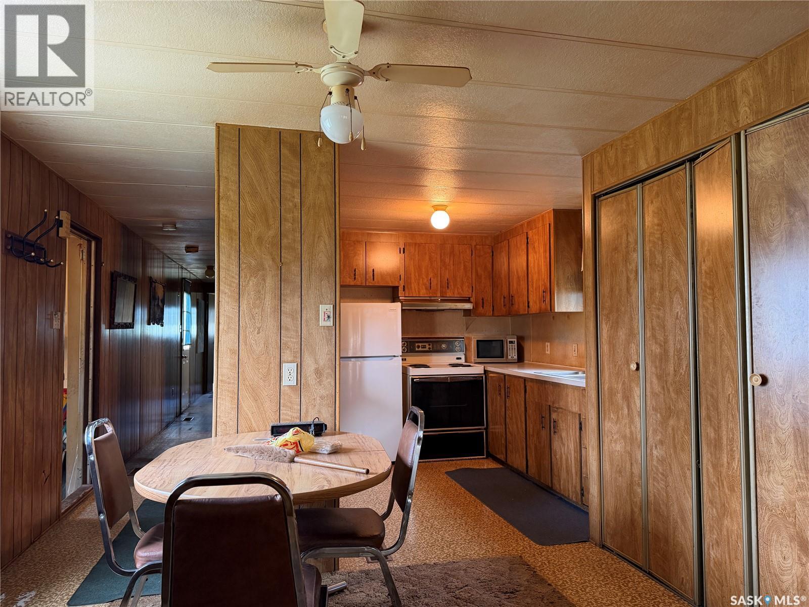 624 Little Quill AVENUE E - 12