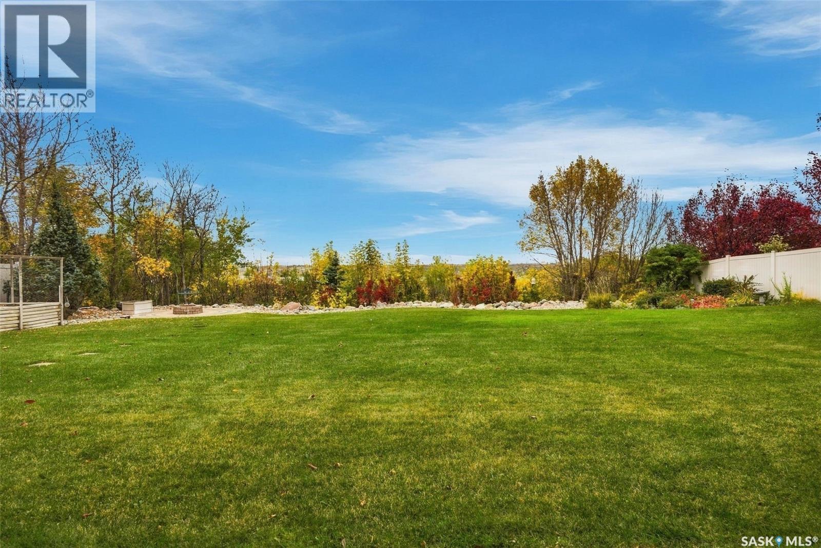 212 EDGEWOOD DRIVE - 44