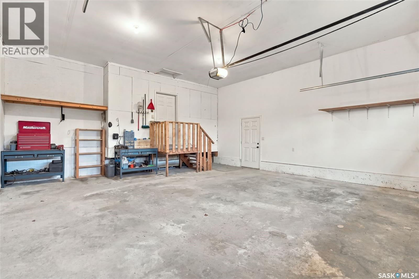212 EDGEWOOD DRIVE - 48