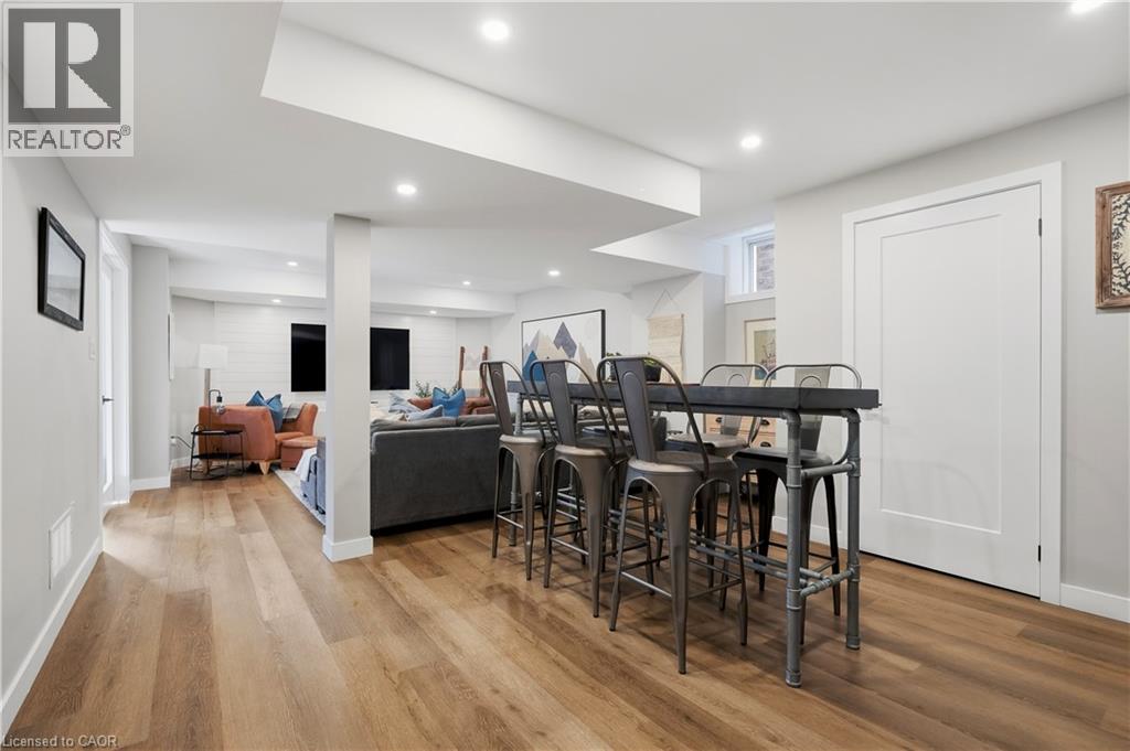 5230 Rome Crescent — photo 36