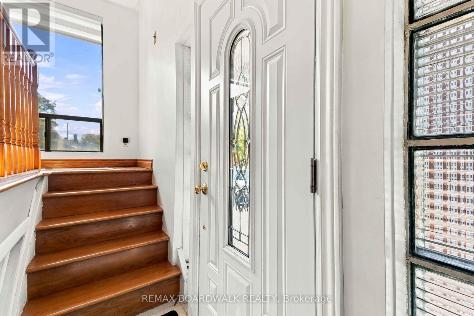 2173 Carnegie Street — photo 17