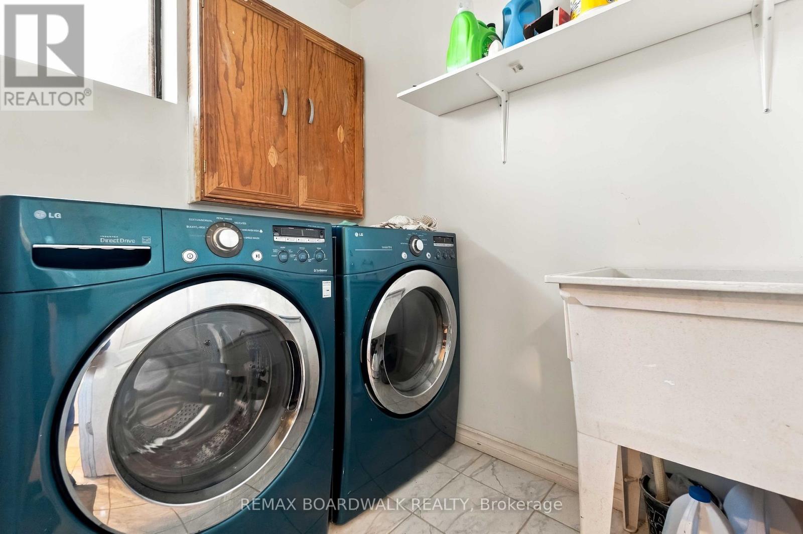 2173 Carnegie Street — photo 32