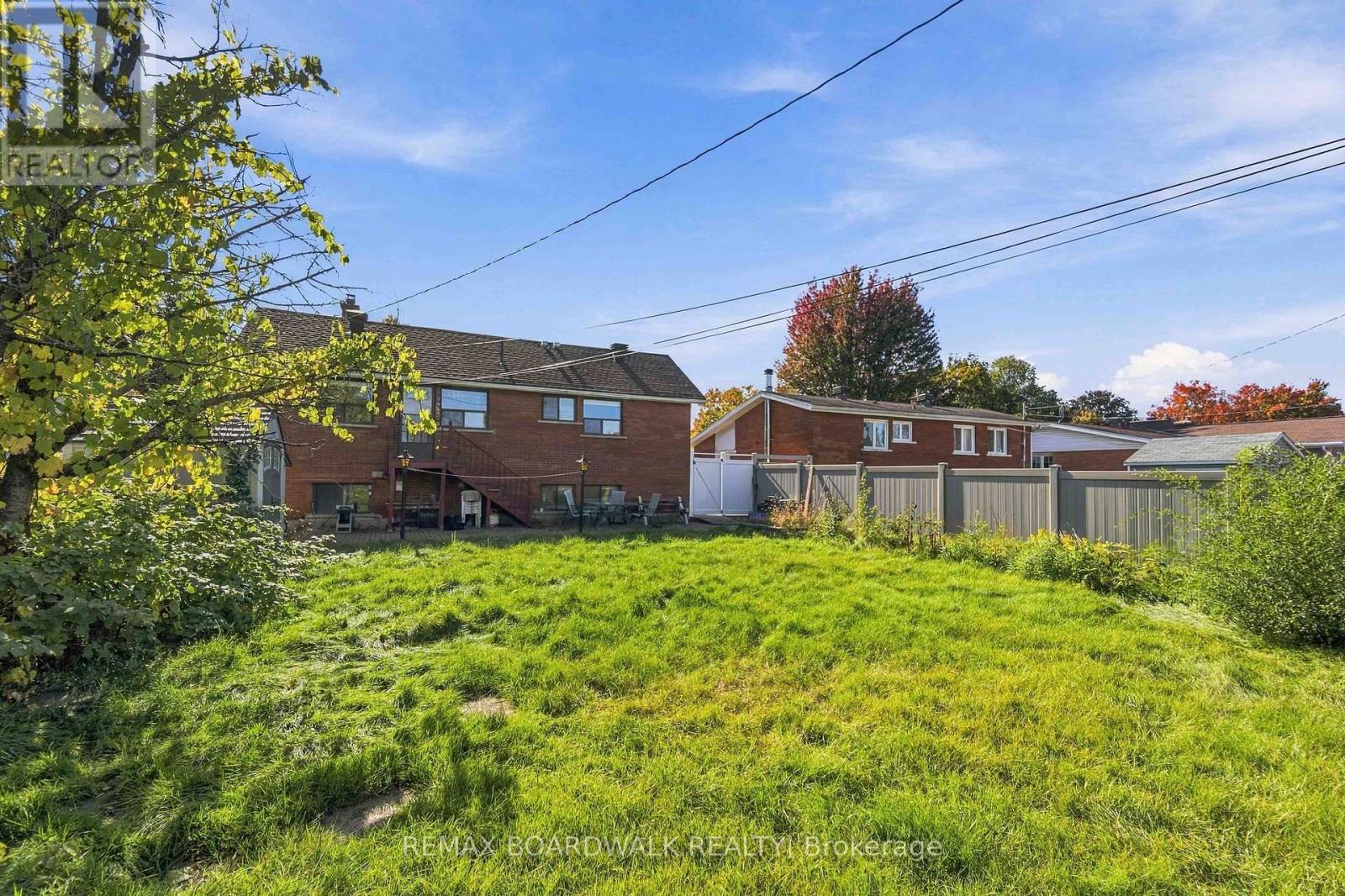 2173 Carnegie Street — photo 37