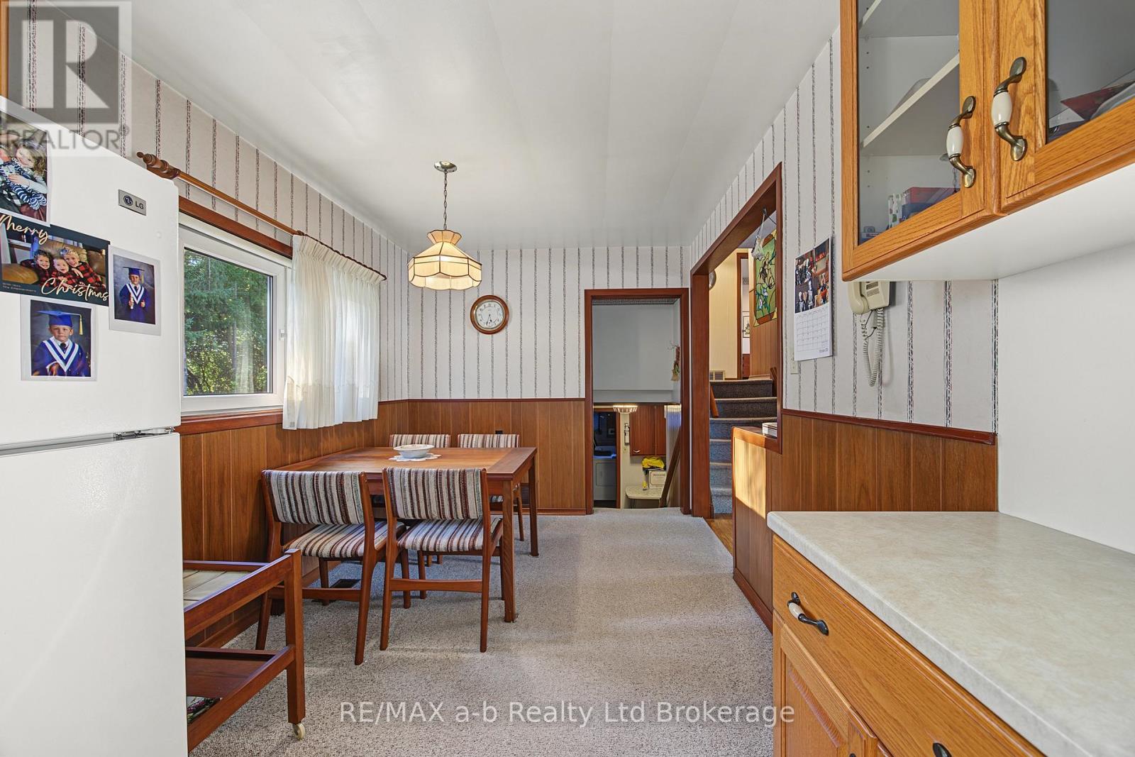 20 PINECREST AVENUE - 11