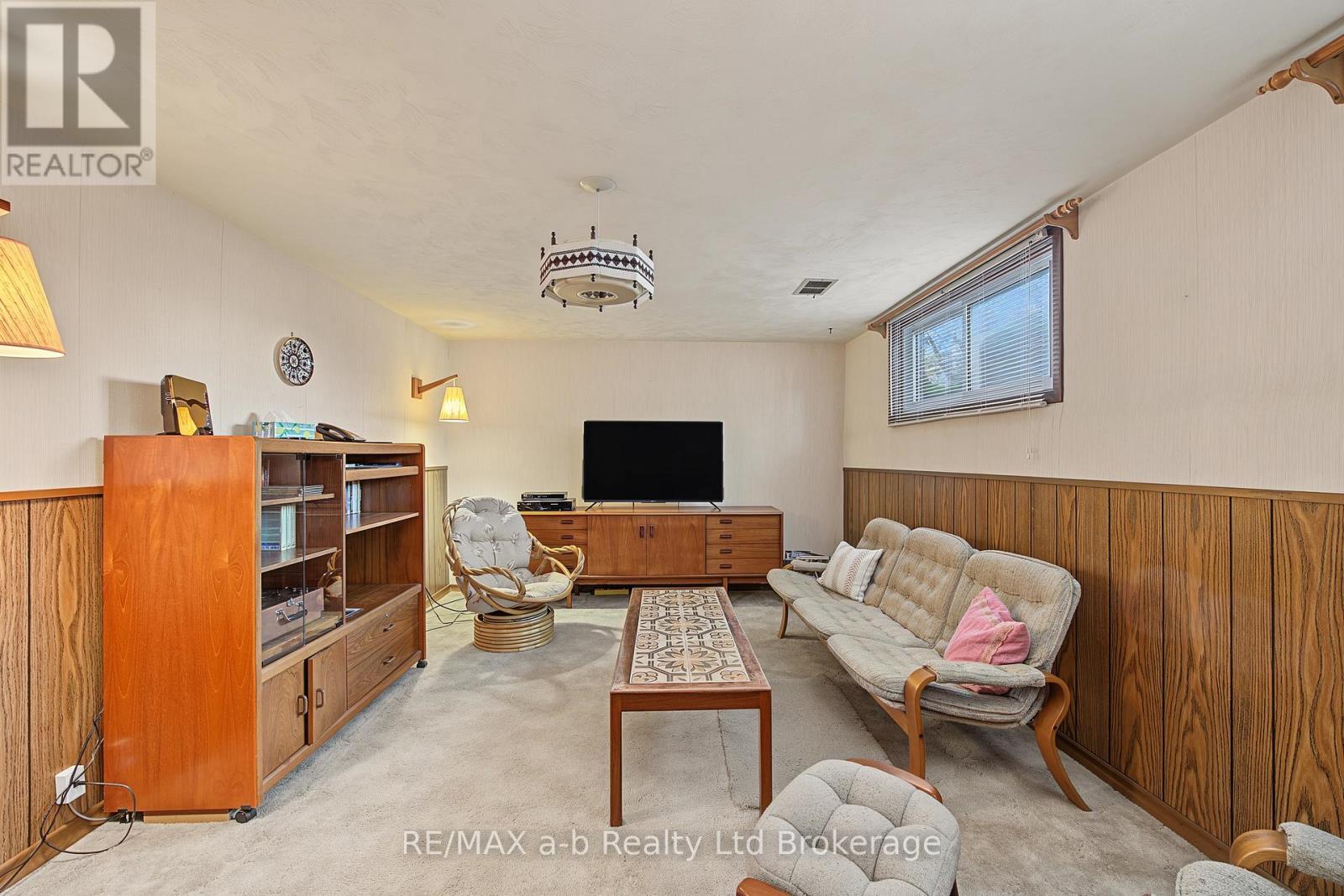 20 Pinecrest Avenue — photo 21