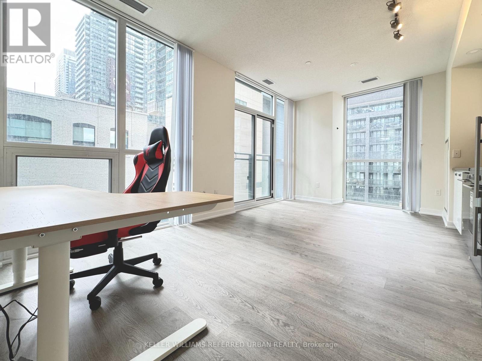 402 - 99 JOHN STREET, Toronto (Waterfront Communities) — photo 2