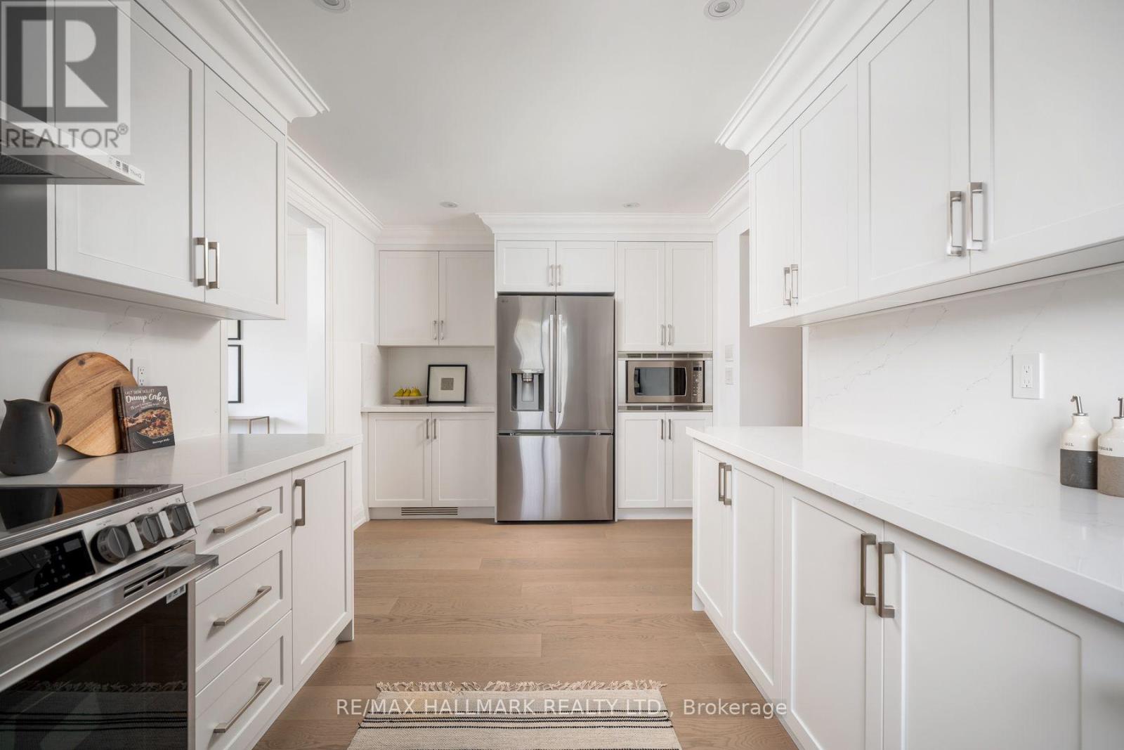 226 Mortimer Avenue, Toronto, ON photo 17